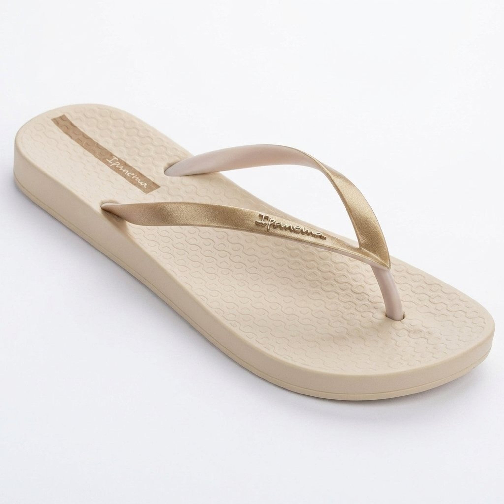 local_38867__color_beige