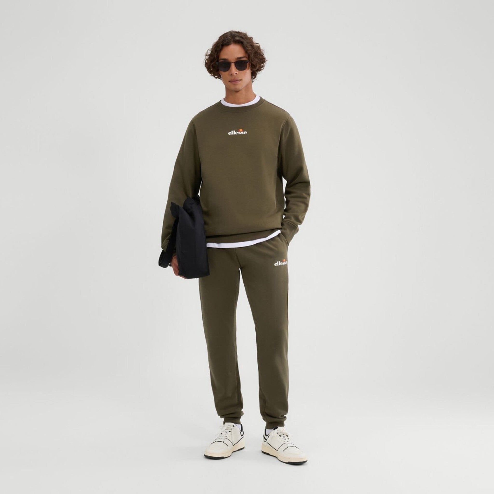 local_34170__color_khaki