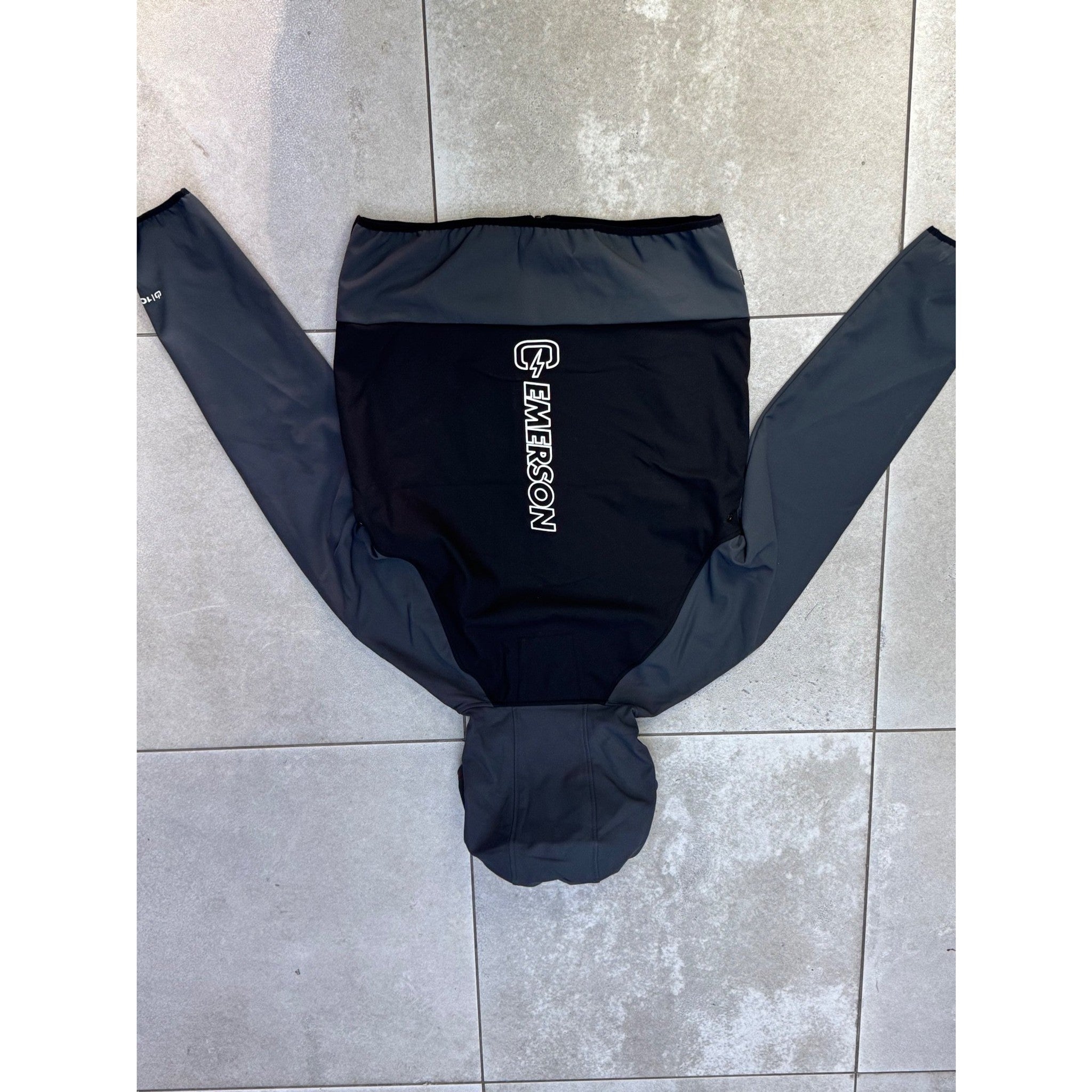 local_35070__color_black-dark-grey