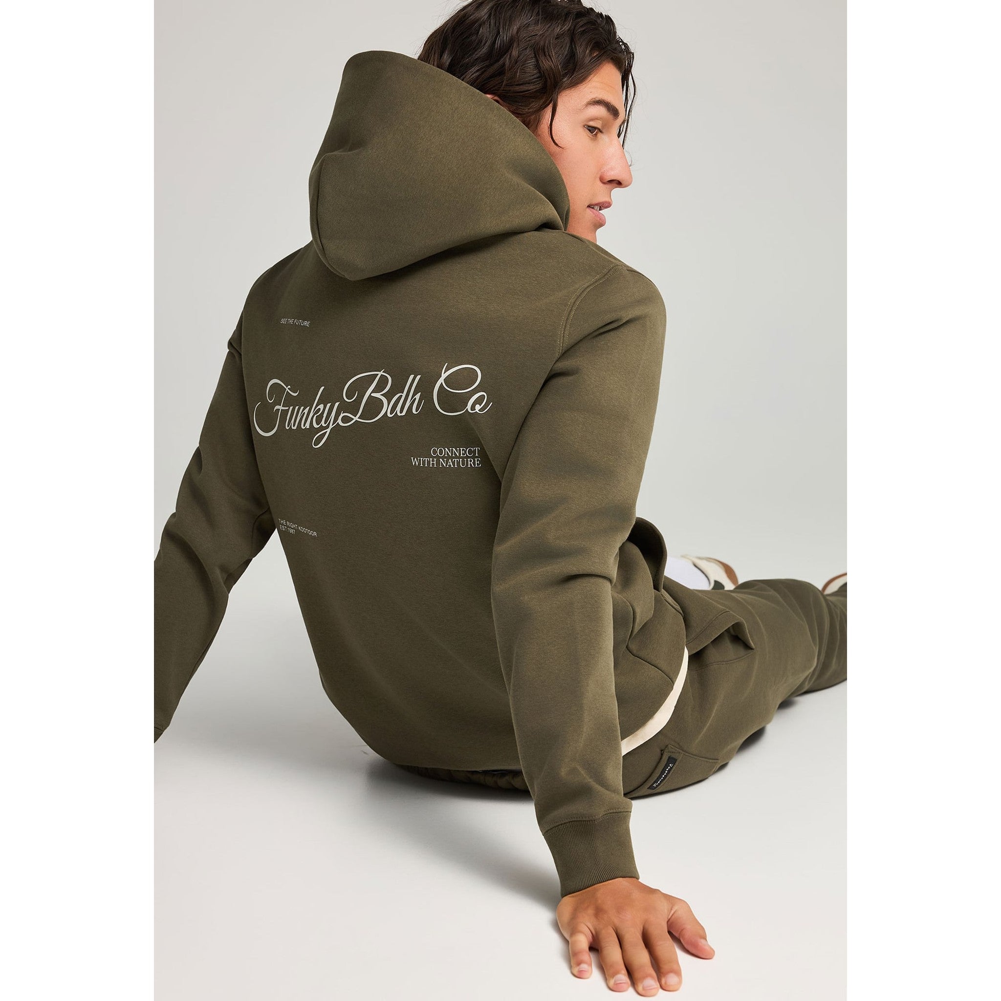 local_32499__color_olive