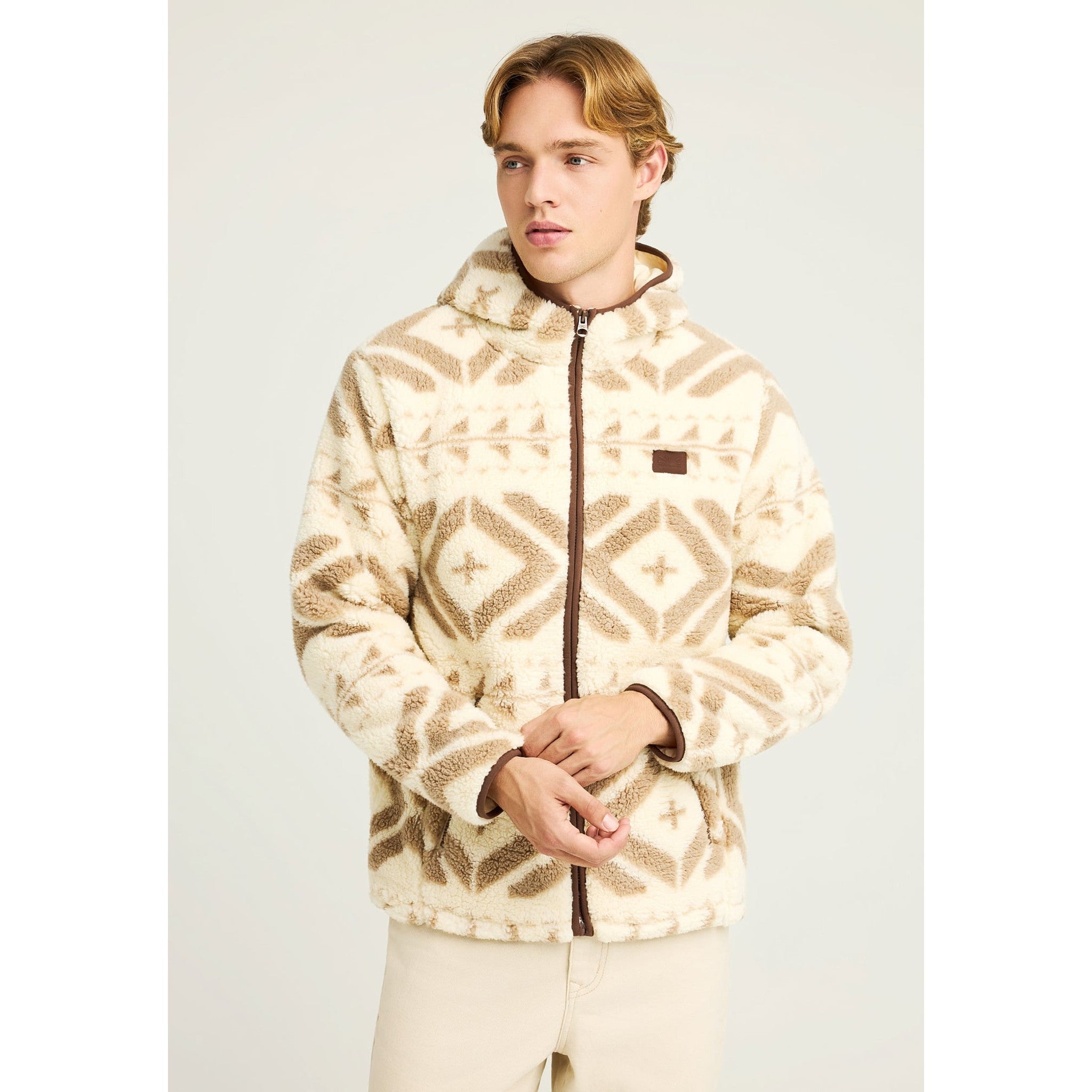 local_32514__color_cream