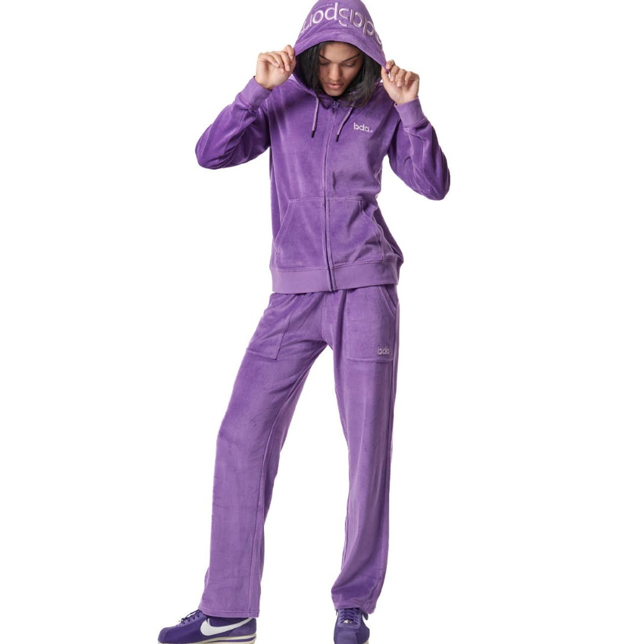 local_10945__color_purple