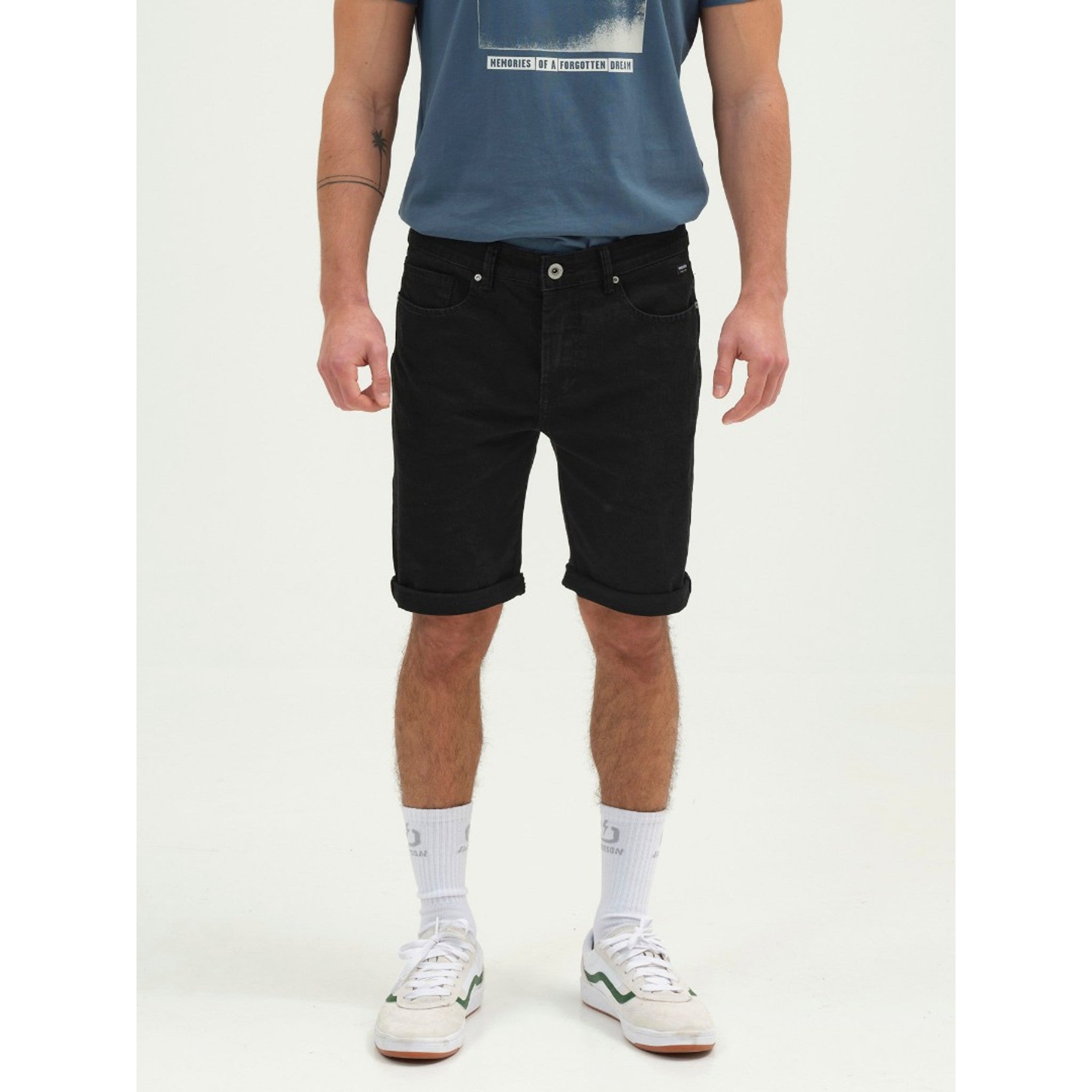 local_23601