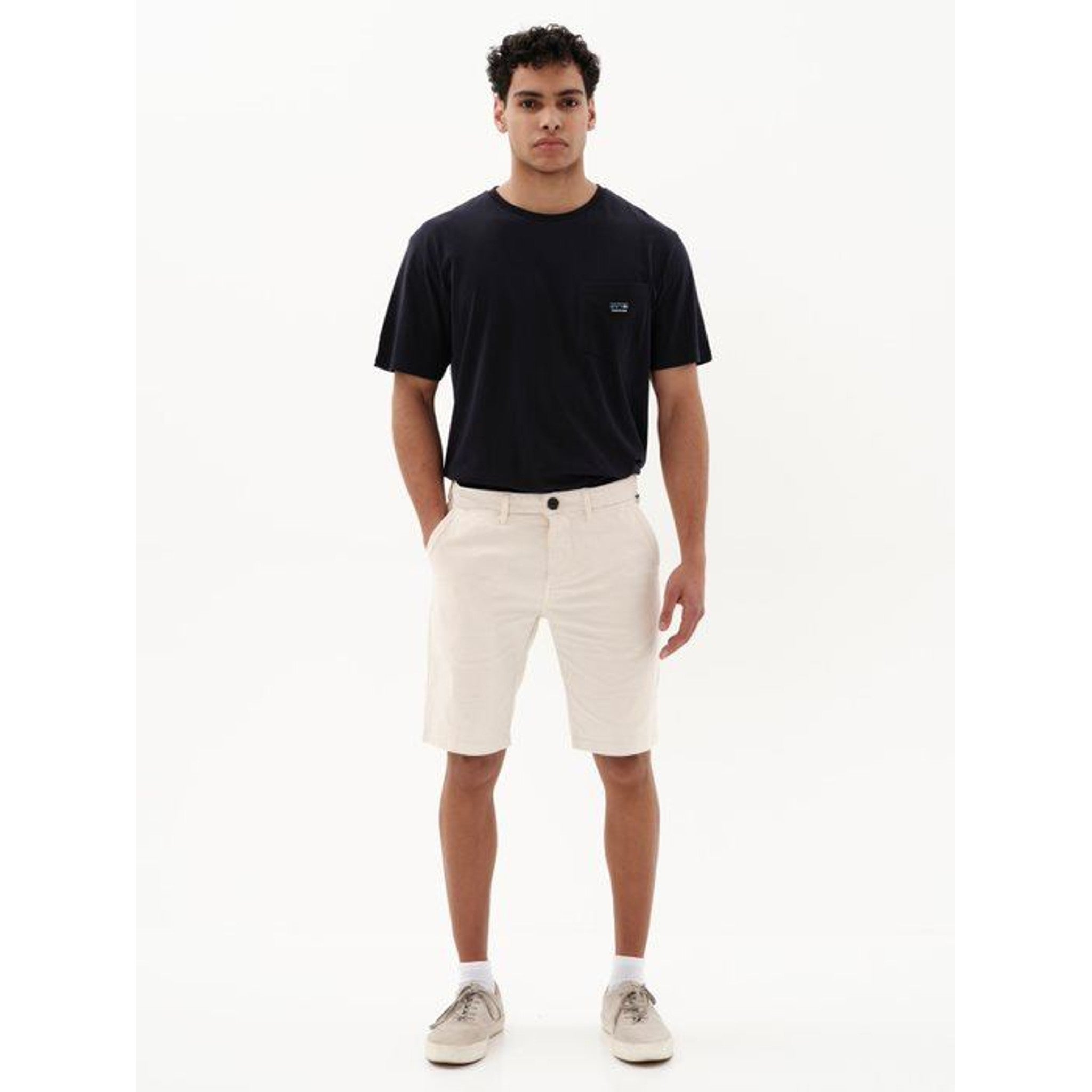 local_14253__color_off-white