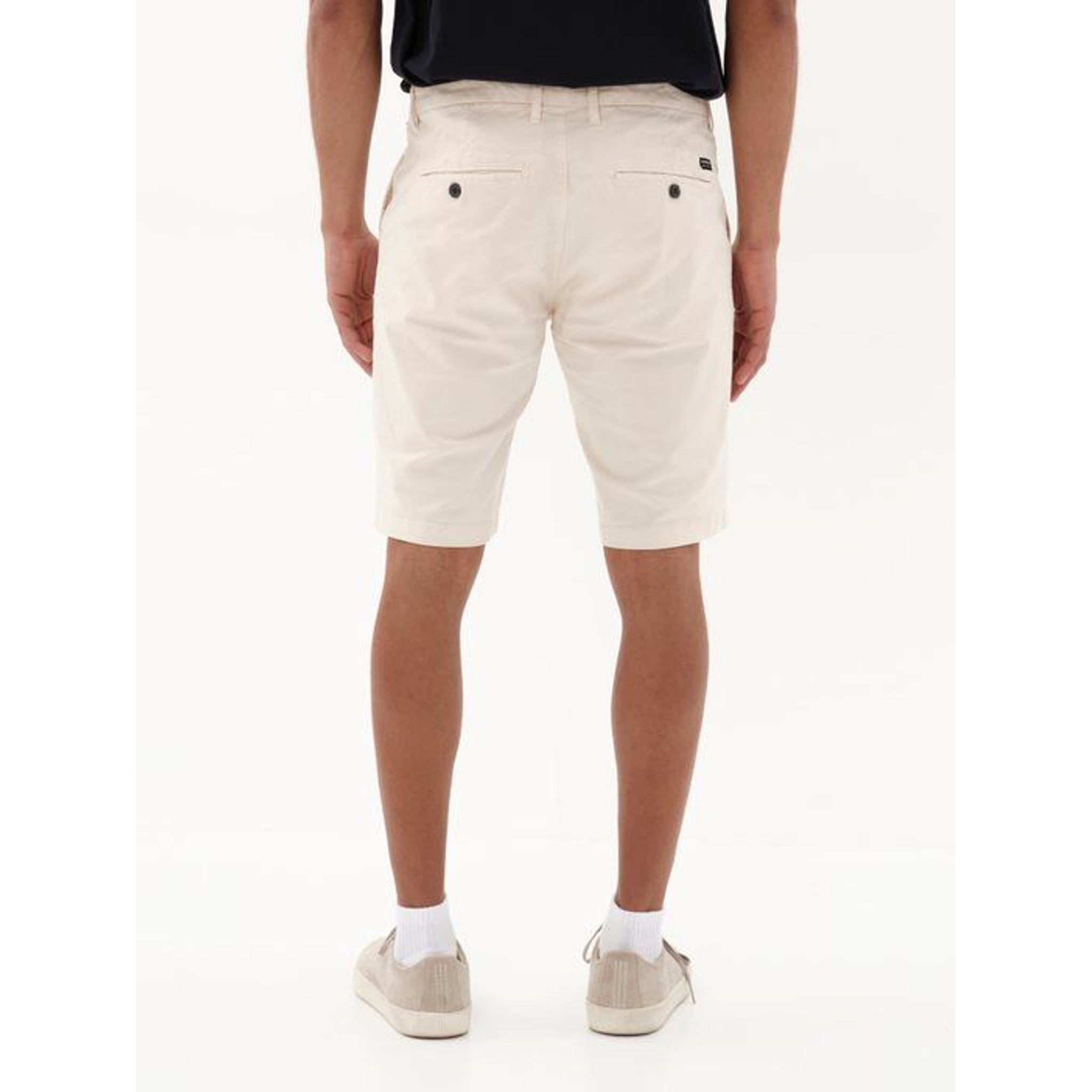 local_14256__color_off-white