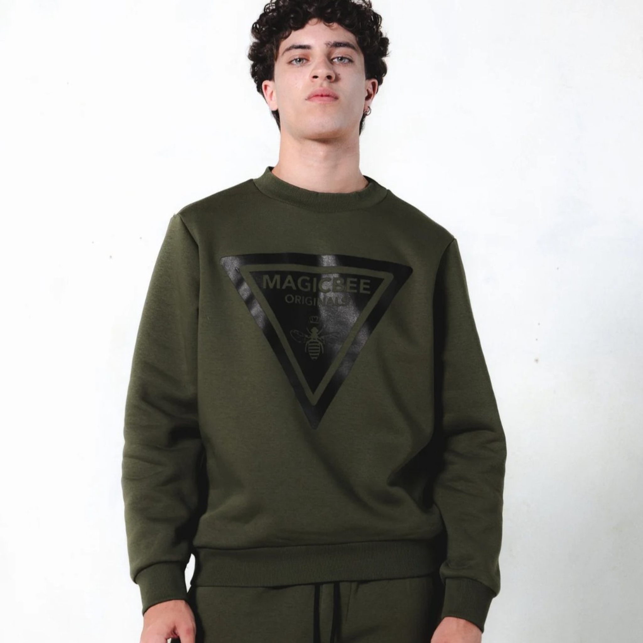 local_16092__color_khaki