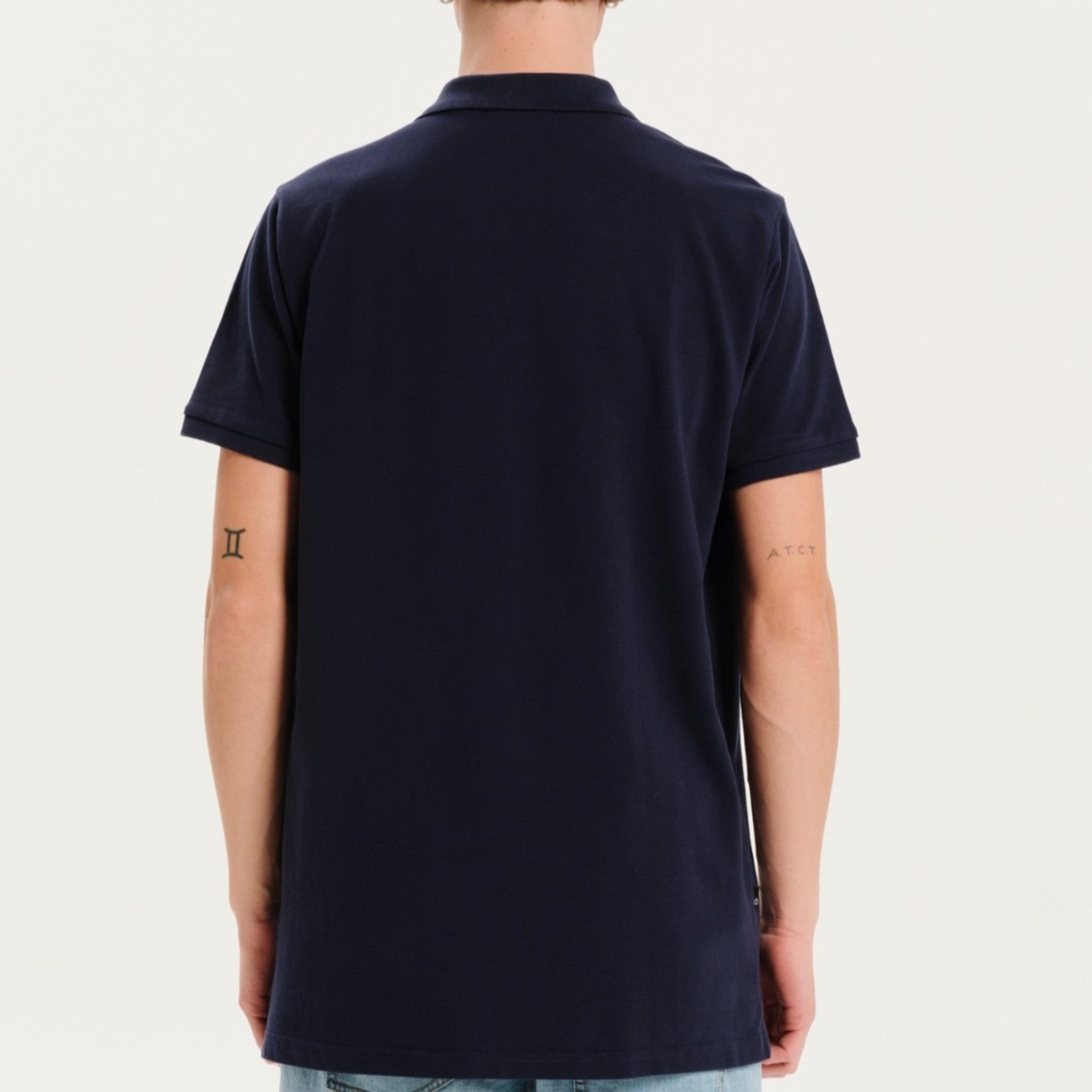 local_17848__color_dark-royal-blue