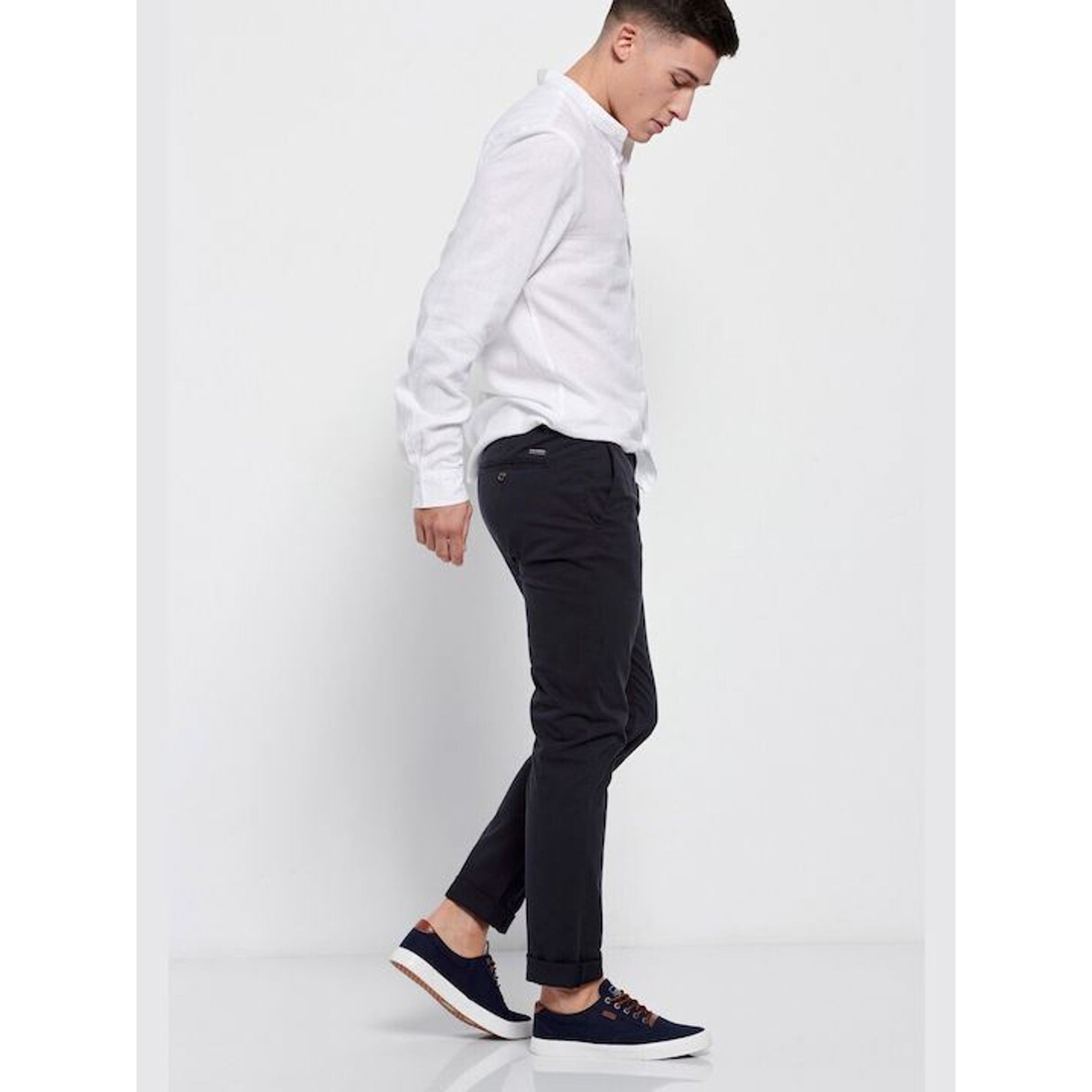 local_14731__color_navy