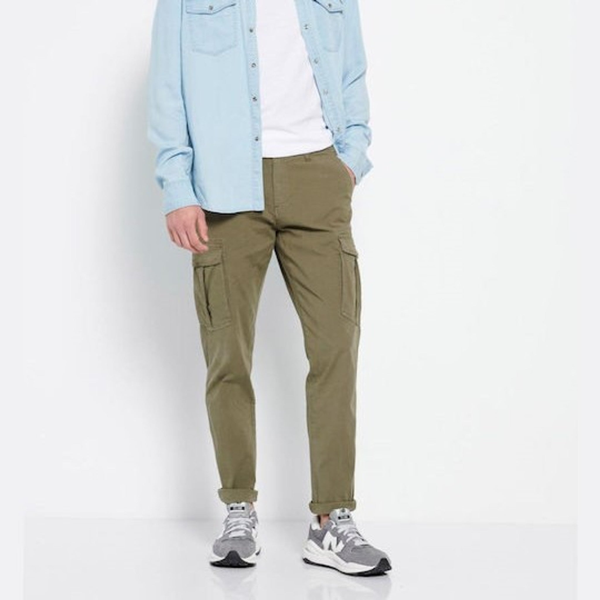 local_15909__color_khaki