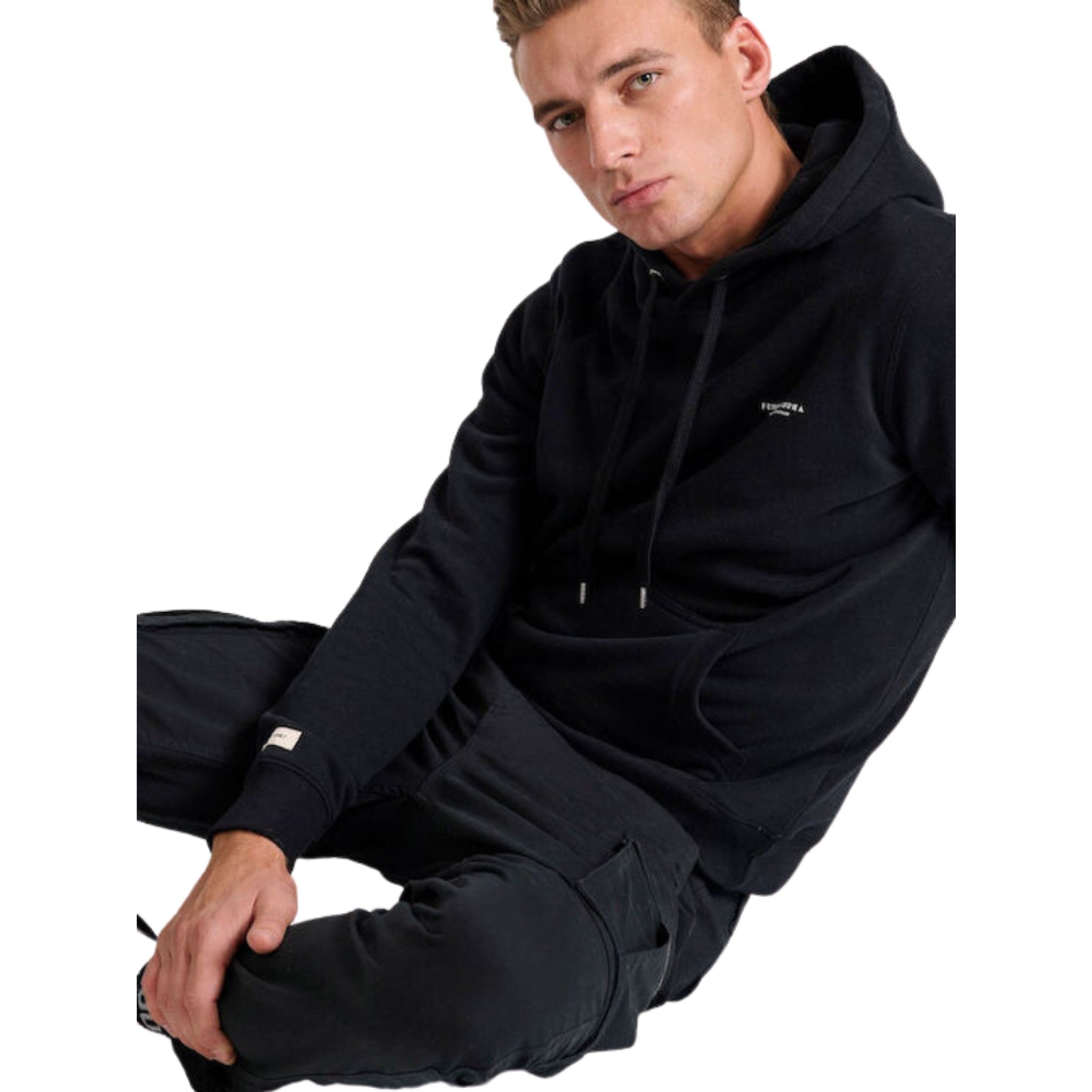 local_21300__color_black