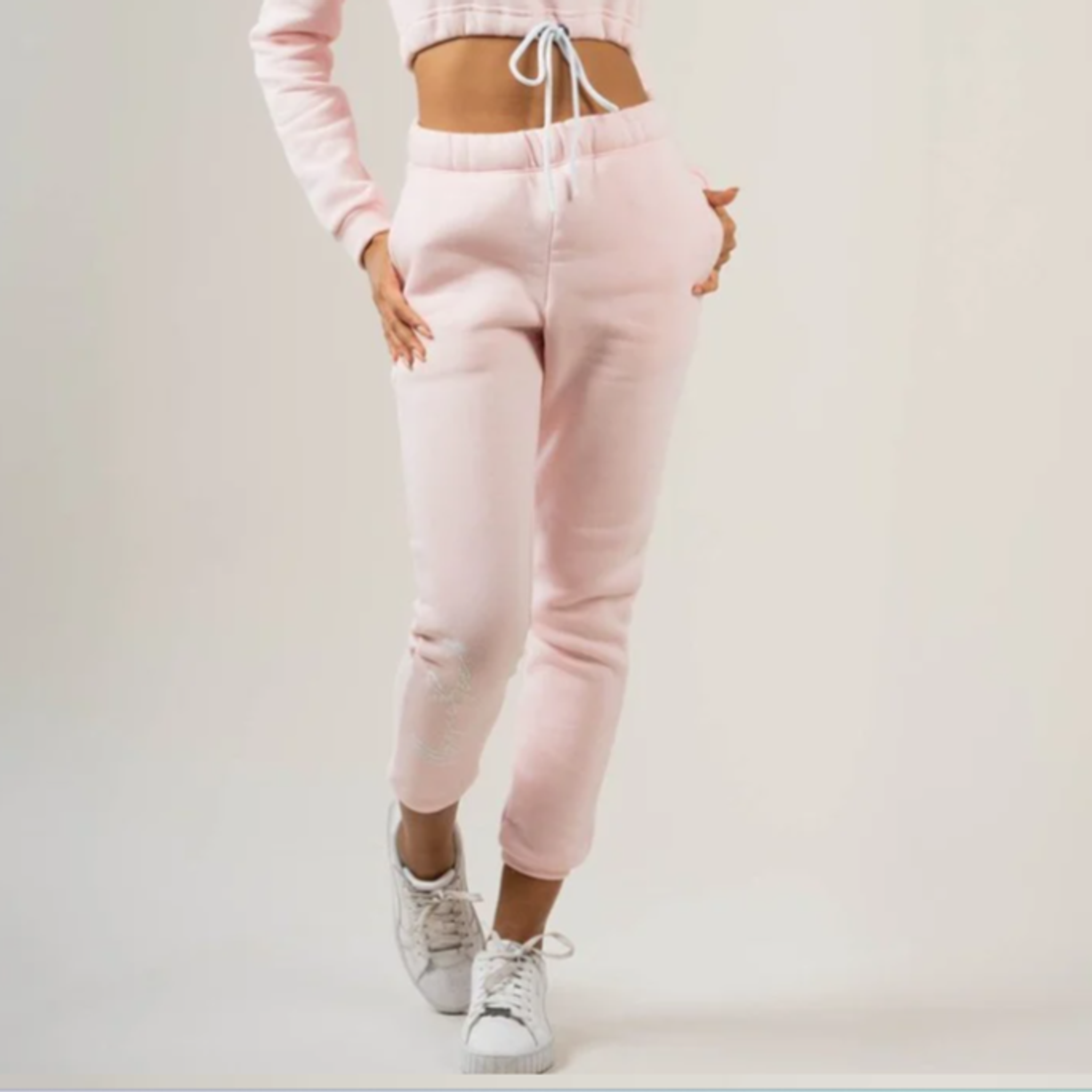 local_11063__color_pink